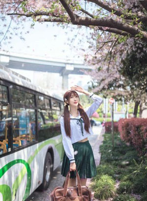连续中出_免费手机在线看片