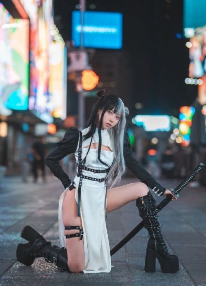 国产亚洲欧美人伦_免费手机在线看片